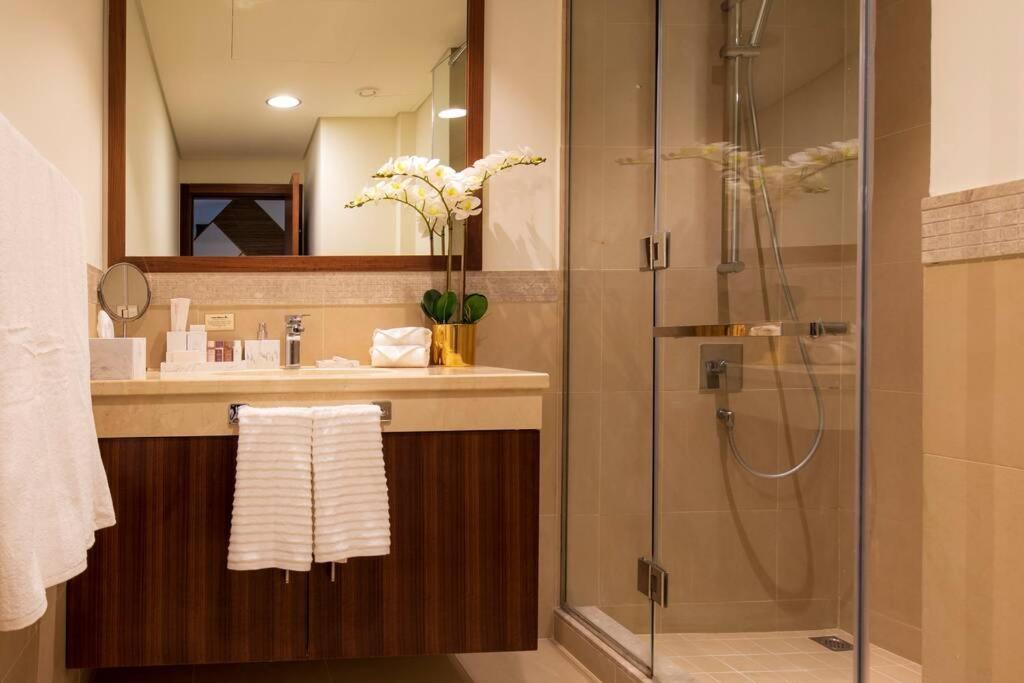 First Class 3Br With Full Burj Khalifa And Fountain View Dubai Eksteriør billede