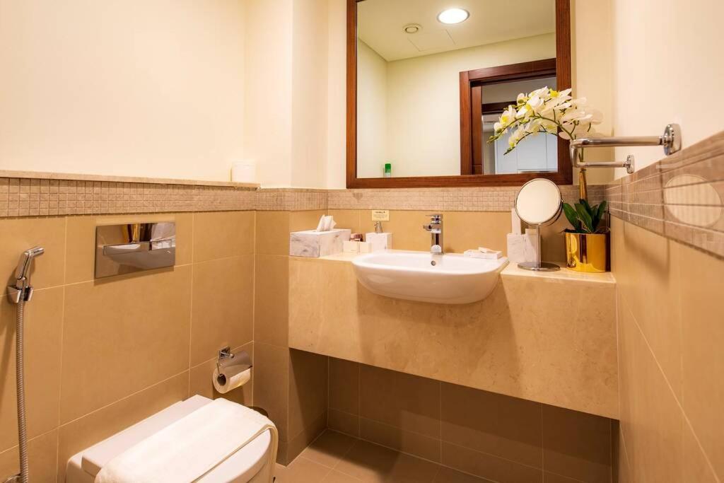 First Class 3Br With Full Burj Khalifa And Fountain View Dubai Eksteriør billede